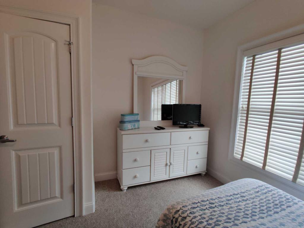 5501 ATLANTIC AVENUE MONARCH CONDOMINIUMS 112 WILDWOOD CREST SUMMER VACATION RENTALS with